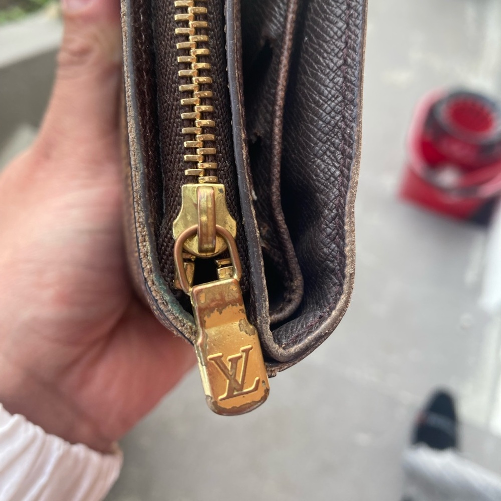 Louis Vuitton Compact Wallet - Picture 5 of 14